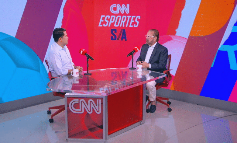 Em entrevista à CNN, Reinaldo Carneiro Bastos criticou instabilidade da CBF Em entrevista à CNN, Reinaldo Carneiro Bastos criticou instabilidade da CBF