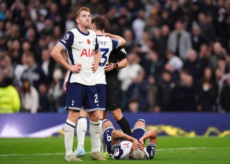 Richarlison ajuda o Tottenham, mas sofre lesão e aumenta calvário na temporada