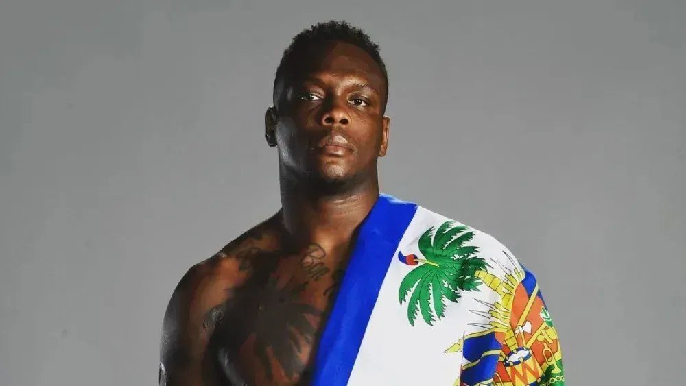 UFC demite brasileiro, ex-desafiante ao cinturão e outros dez lutadores