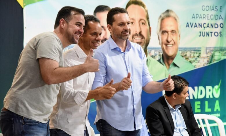 Leandro Vilela recebe apoio do vereador Isaac e lideranças da região da Cidade Livre Leandro Vilela recebe apoio do vereador Isaac e lideranças da região da Cidade Livre