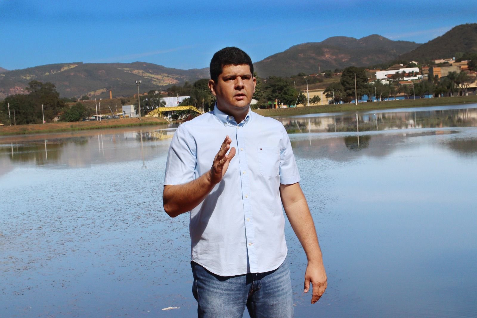 Barro Alto terá revitalização do lago garante Robertinho Lucena