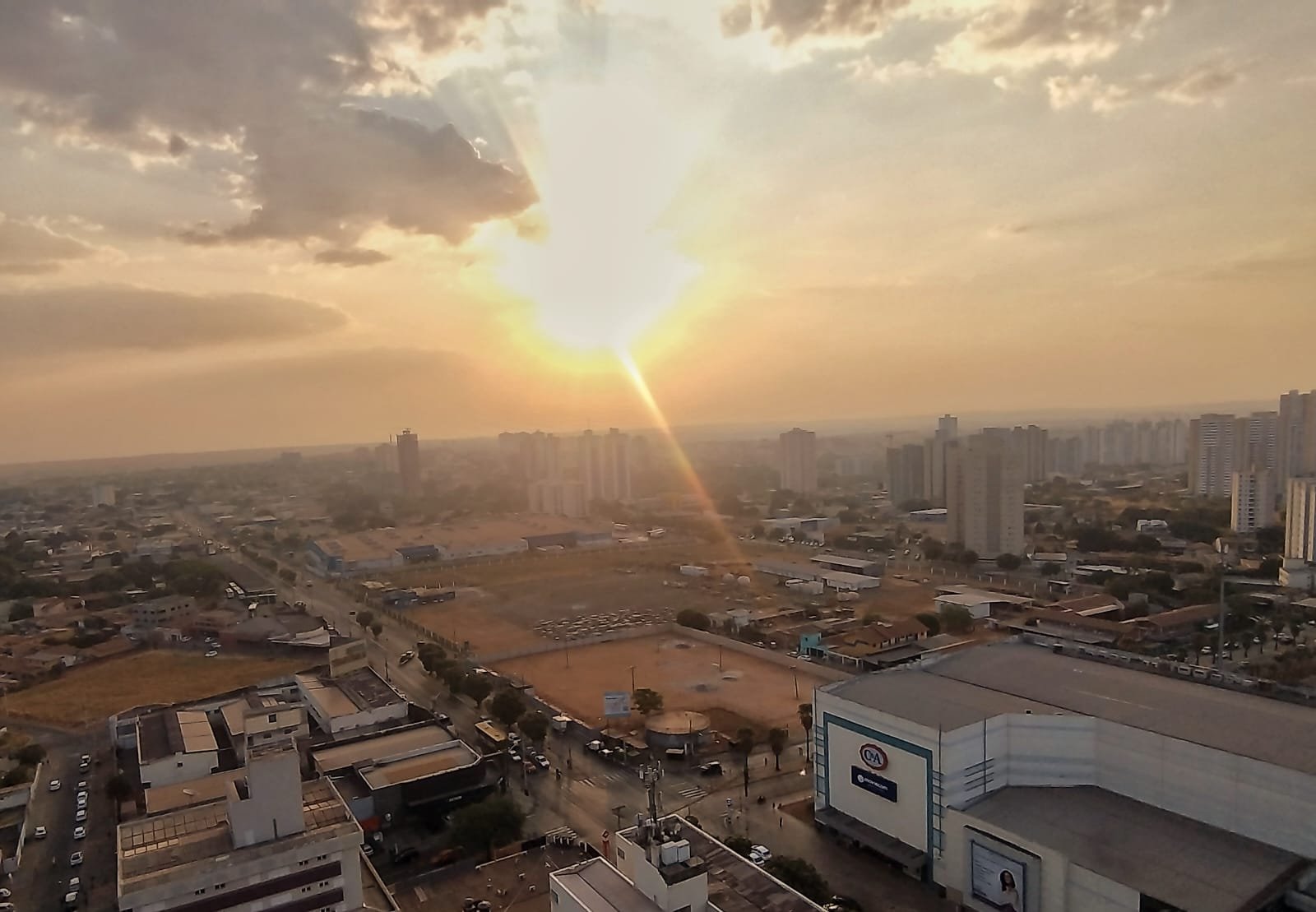 Inmet emite alerta vermelho para onda de calor em Goiás
