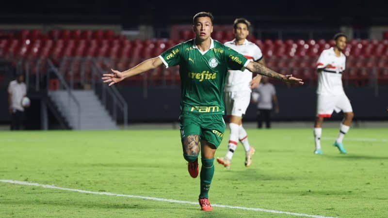 Reforços de Abel patinam em vice do Palmeiras Sub-20, e não escolhidos brilham