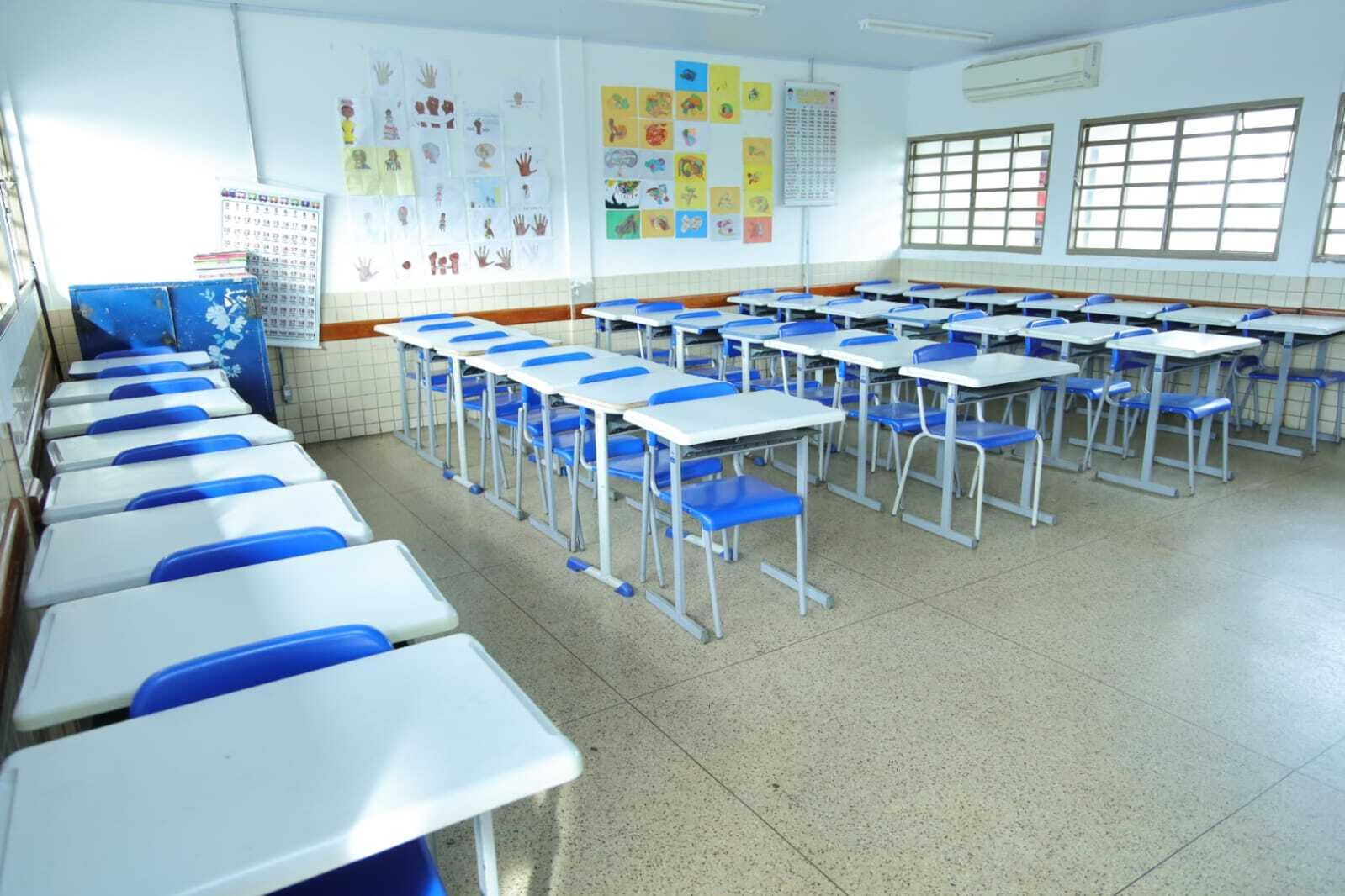 Prefeitura de Aparecida entrega reforma de escola no Colonial Sul