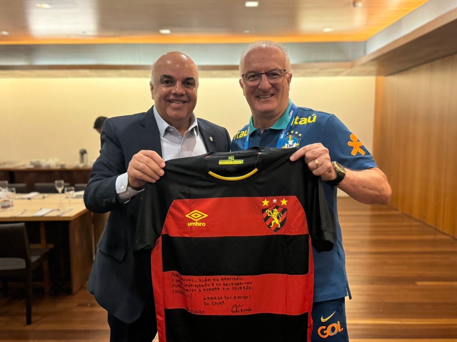 Presidente do Sport comemora passagem pela Seleção Brasileira