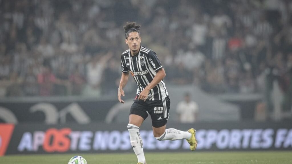 Negociação por Mauricio Lemos esfria e Vasco pode ir em busca de outro zagueiro