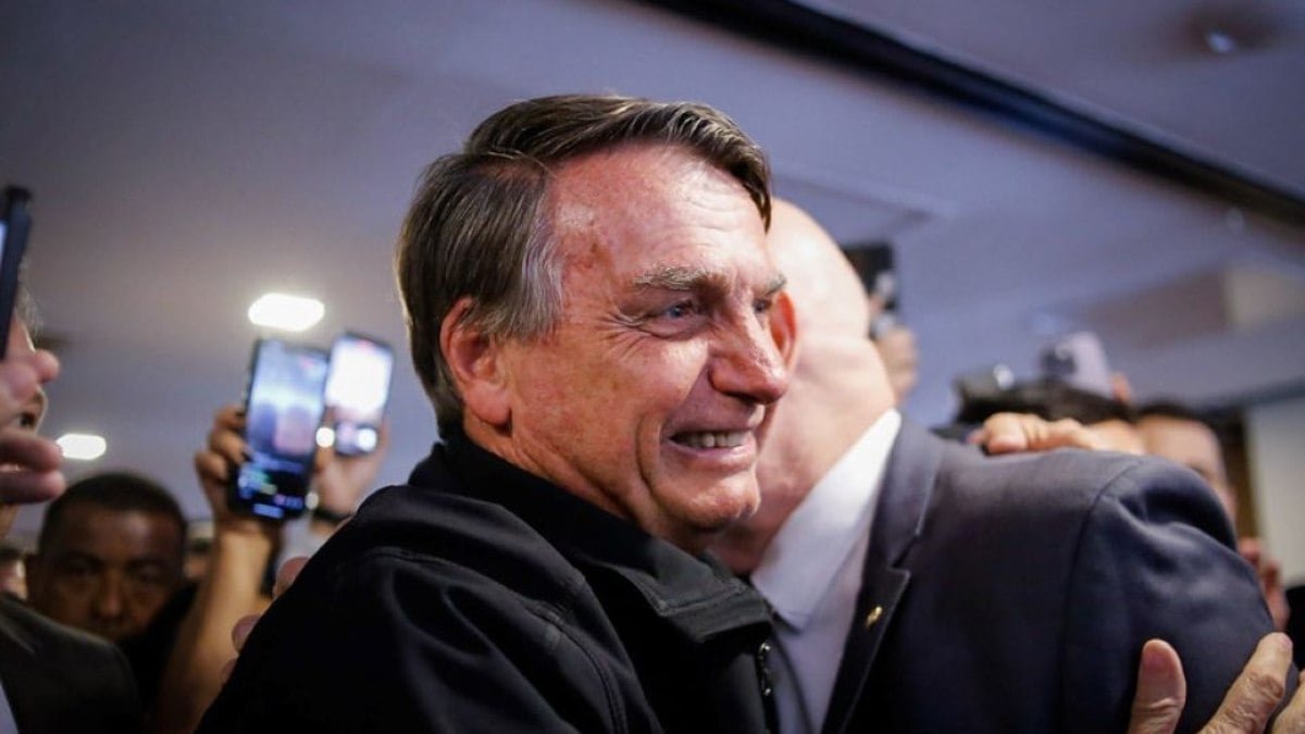 PF pode indiciar Bolsonaro e outros por ‘golpismo’, diz jornalista