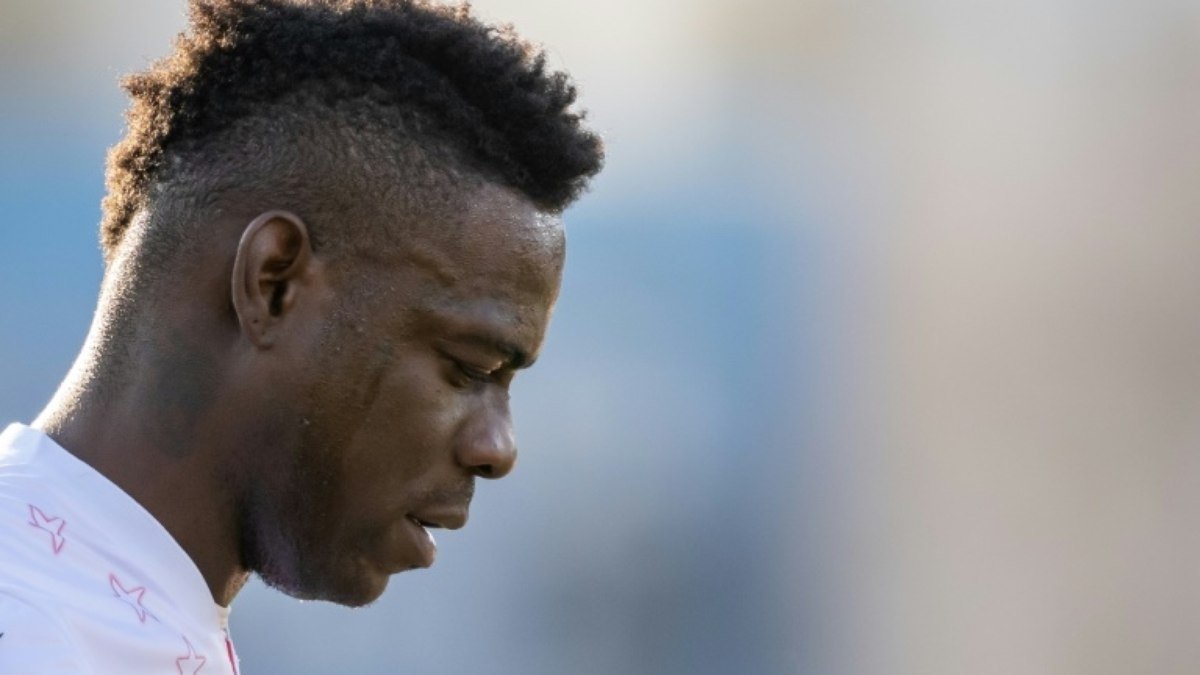 Novo reforço do Genoa, Balotelli não jogará contra a Fiorentina