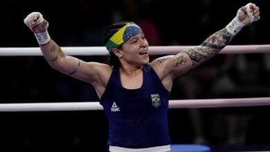 vitória de Bia Ferreira e queda de Abner Teixeira marcam dia em Paris