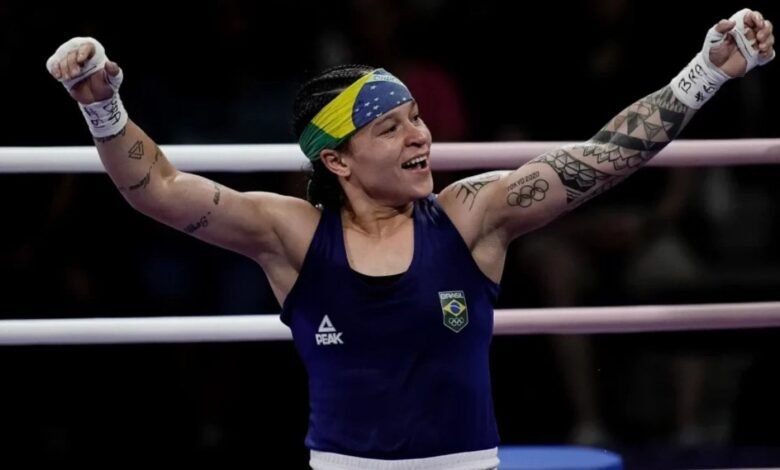 vitória de Bia Ferreira e queda de Abner Teixeira marcam dia em Paris vitória de Bia Ferreira e queda de Abner Teixeira marcam dia em Paris