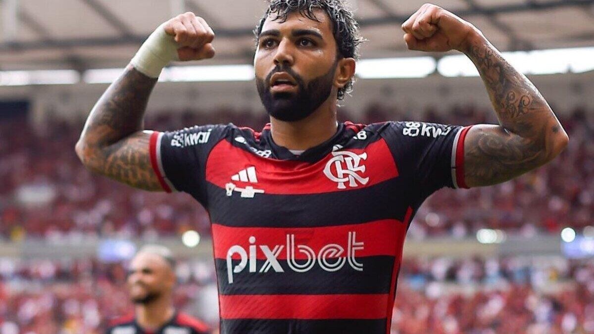 Adriano Imperador manda recado para Gabigol