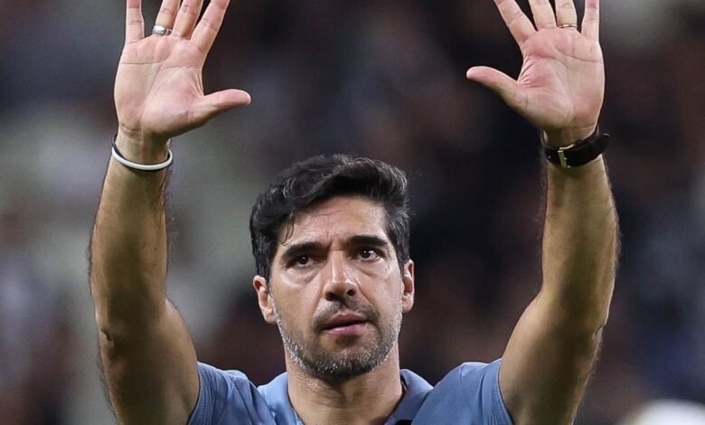 Abel encontra “ponto-chave“ para sequência vitoriosa do Palmeiras Abel encontra “ponto-chave“ para sequência vitoriosa do Palmeiras