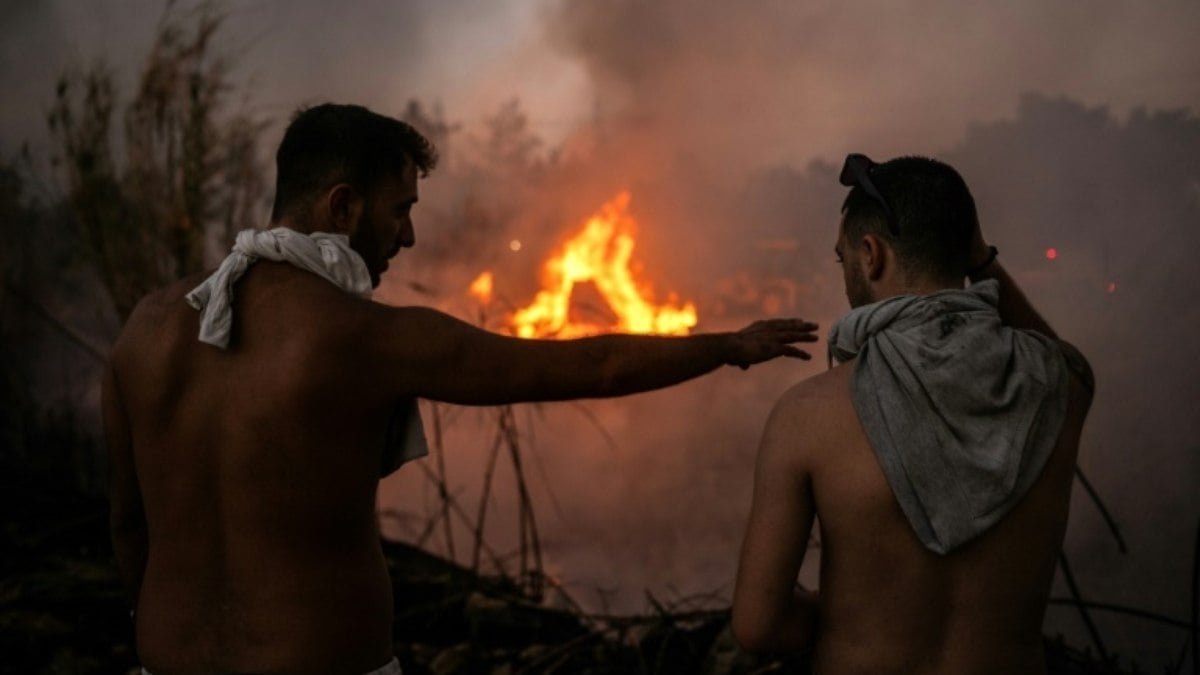 Grécia aguarda ajuda europeia para conter grande incêndio perto de Atenas