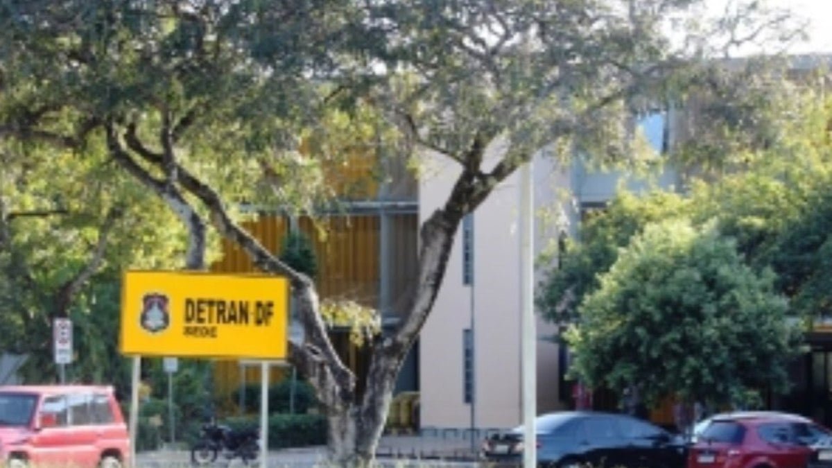 Detran-DF lança processo digital de emissão da credencial de estacionamento para autista