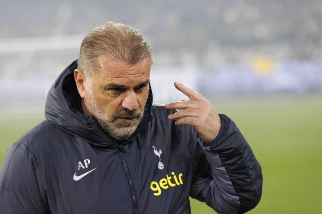 Trapalhões do United entram em ação, técnico do Tottenham cumpre profecia e é campeão europeu