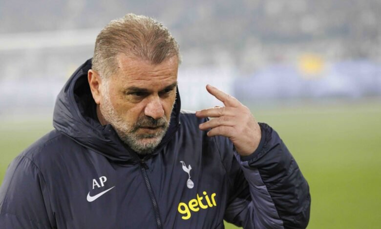 Trapalhões do United entram em ação, técnico do Tottenham cumpre profecia e é campeão europeu Trapalhões do United entram em ação, técnico do Tottenham cumpre profecia e é campeão europeu