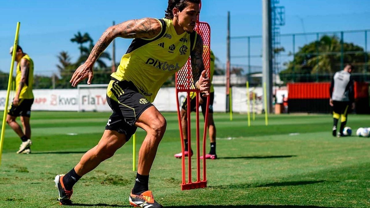 Flamengo vai reavaliar Pedro antes de definir os próximos passos após lesão
