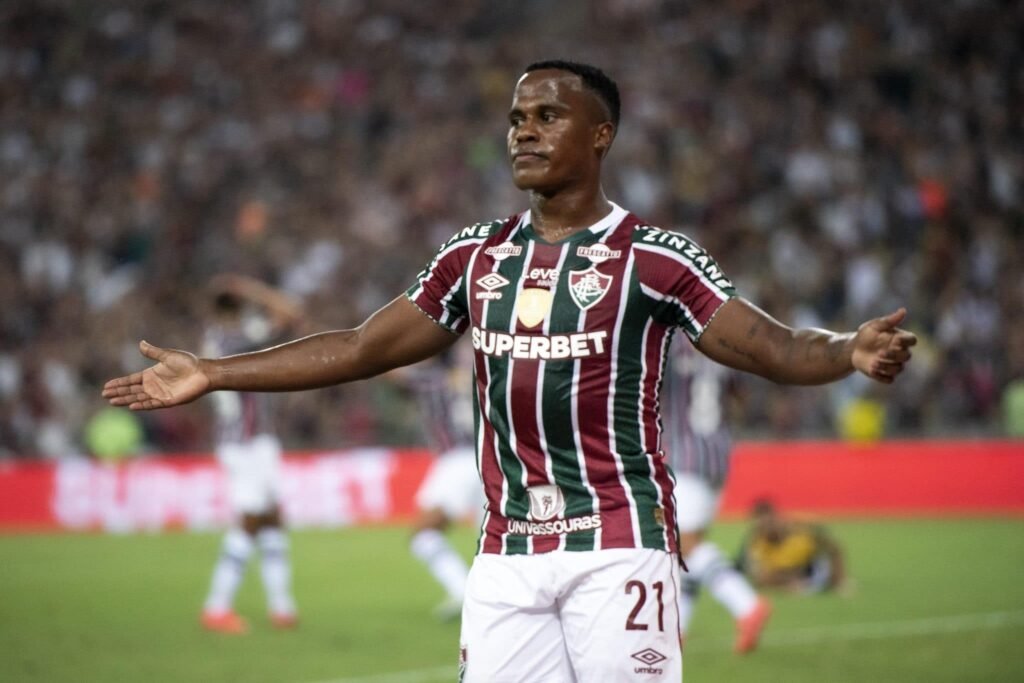 Empate contra Criciúma não é a única má notícia ao Fluminense colado no Z4