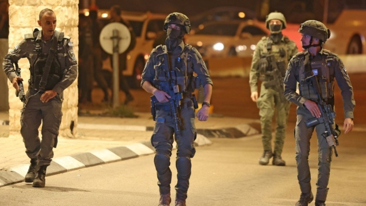 Menino morre em ataque a ônibus israelense na Cisjordânia
