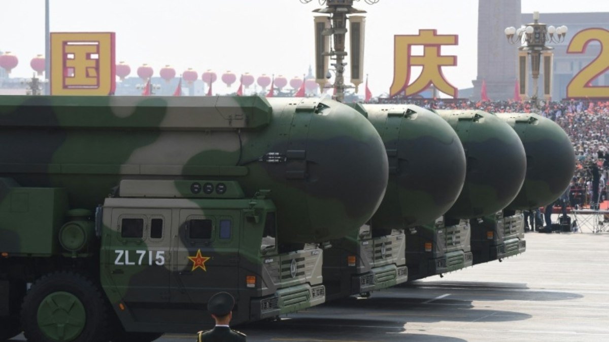 China testa míssil balístico intercontinental no Pacífico