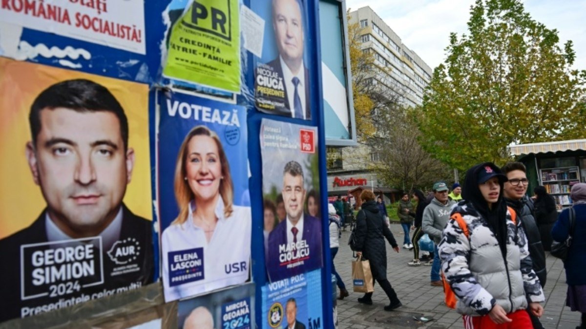 Romênia elege presidente sob a sombra da extrema direita