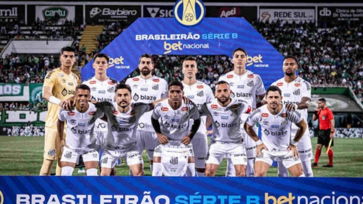Santos precisa de mais duas vitórias para voltar à Série A Santos precisa de mais duas vitórias para voltar à Série A