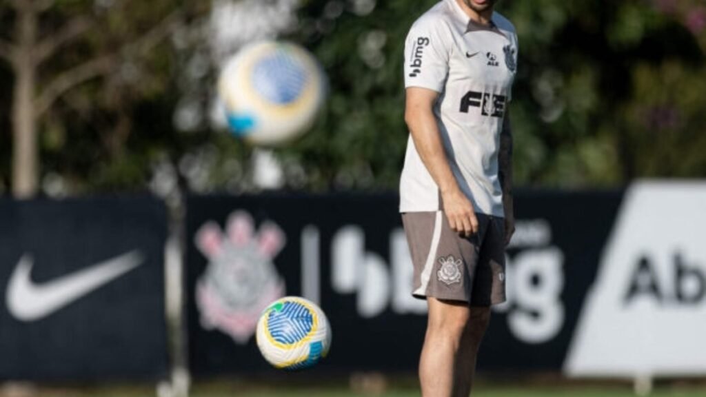 Igor Coronado revela detalhes de contusão que o tirou de partida pelo Corinthians