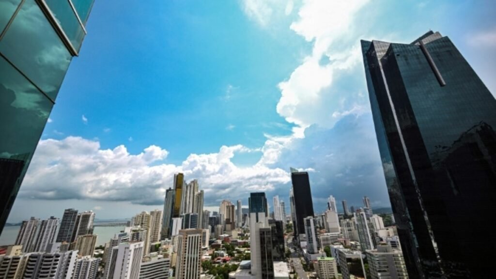 Panamá cumpriu legislação para sair das listas de paraísos fiscais, diz presidente