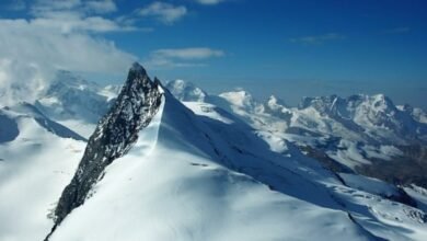 Cinco alpinistas morrem em expedição nos alpes suíços