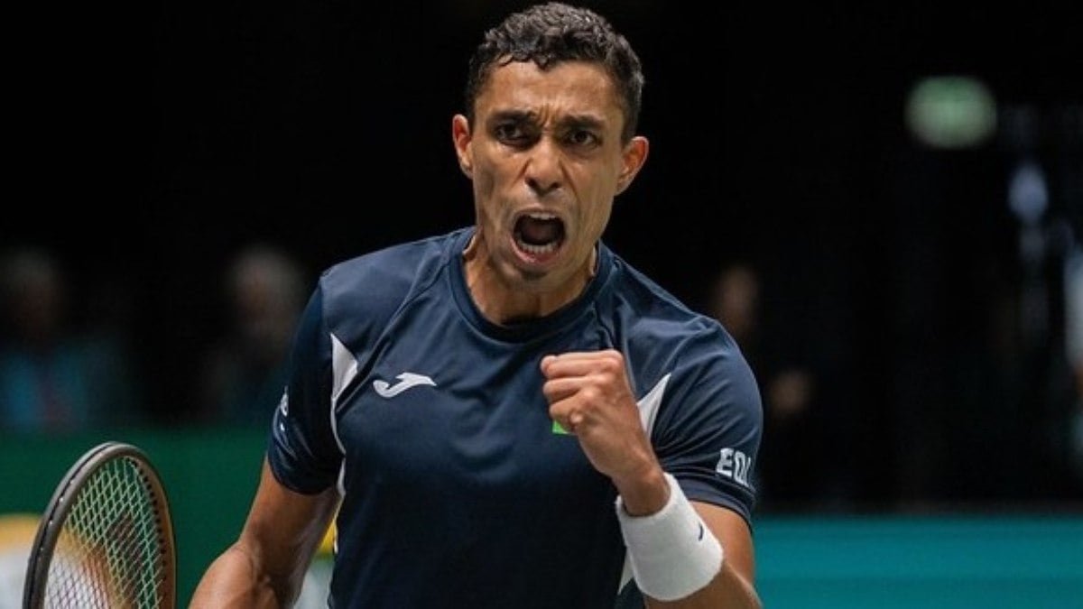 Brasil faz história, bate a Bélgica na Copa Davis e torce pela Itália neste domingo