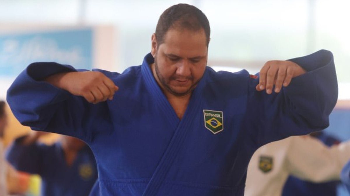 Rafael Silva sofre derrota e está eliminado no judô