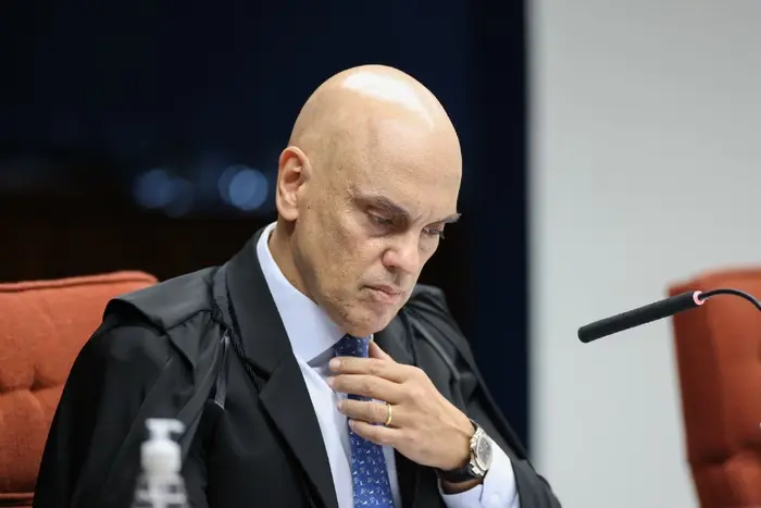 Moraes recebeu alerta dos EUA após bloqueio de rede social, diz jornal | ac24horas Moraes recebeu alerta dos EUA após bloqueio de rede social, diz jornal | ac24horas