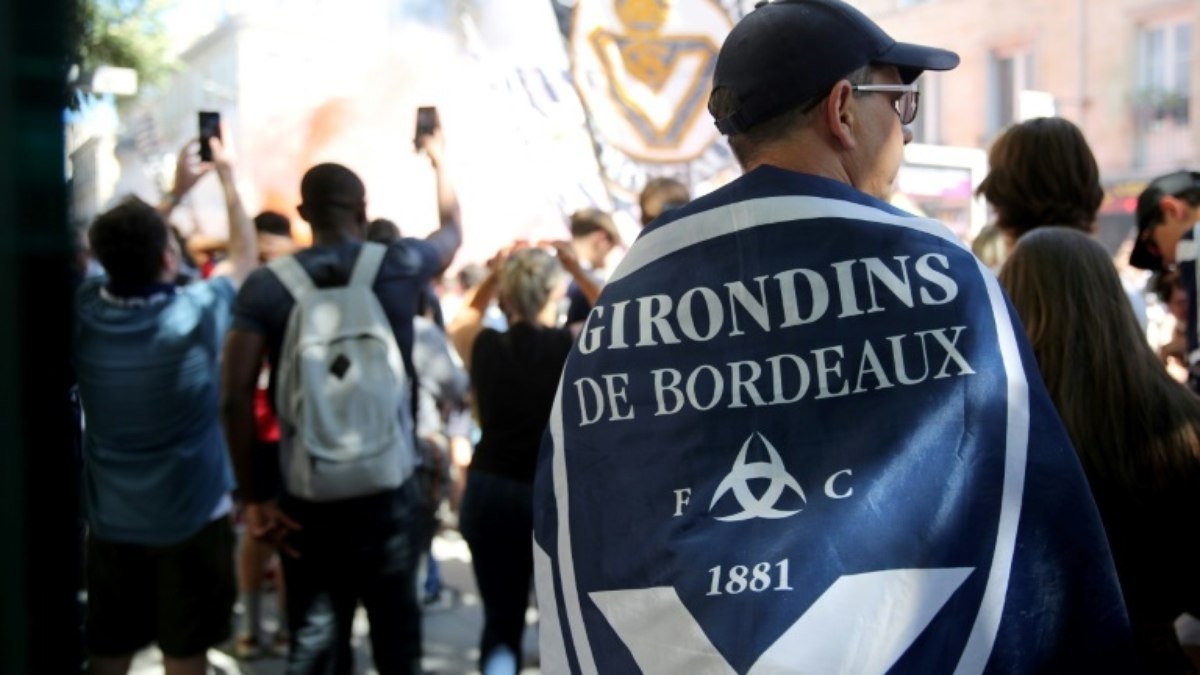 Bordeaux é rebaixado para 4ª divisão francesa por falência