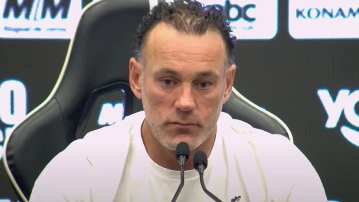 Técnico do Atlético mineiro analisa derrota para o Flamengo, “tentamos por fora e por dentro”