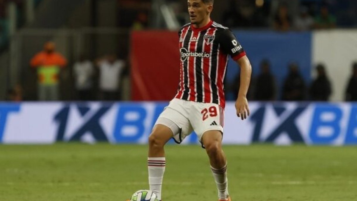 Pablo Maia vai encurtar férias para voltar mais rápido ao São Paulo
