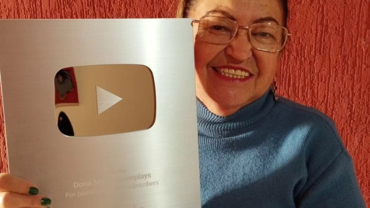 Conheça a “vovó gamer” de 71 anos que conquistou mais de 800 mil seguidores no TikTok