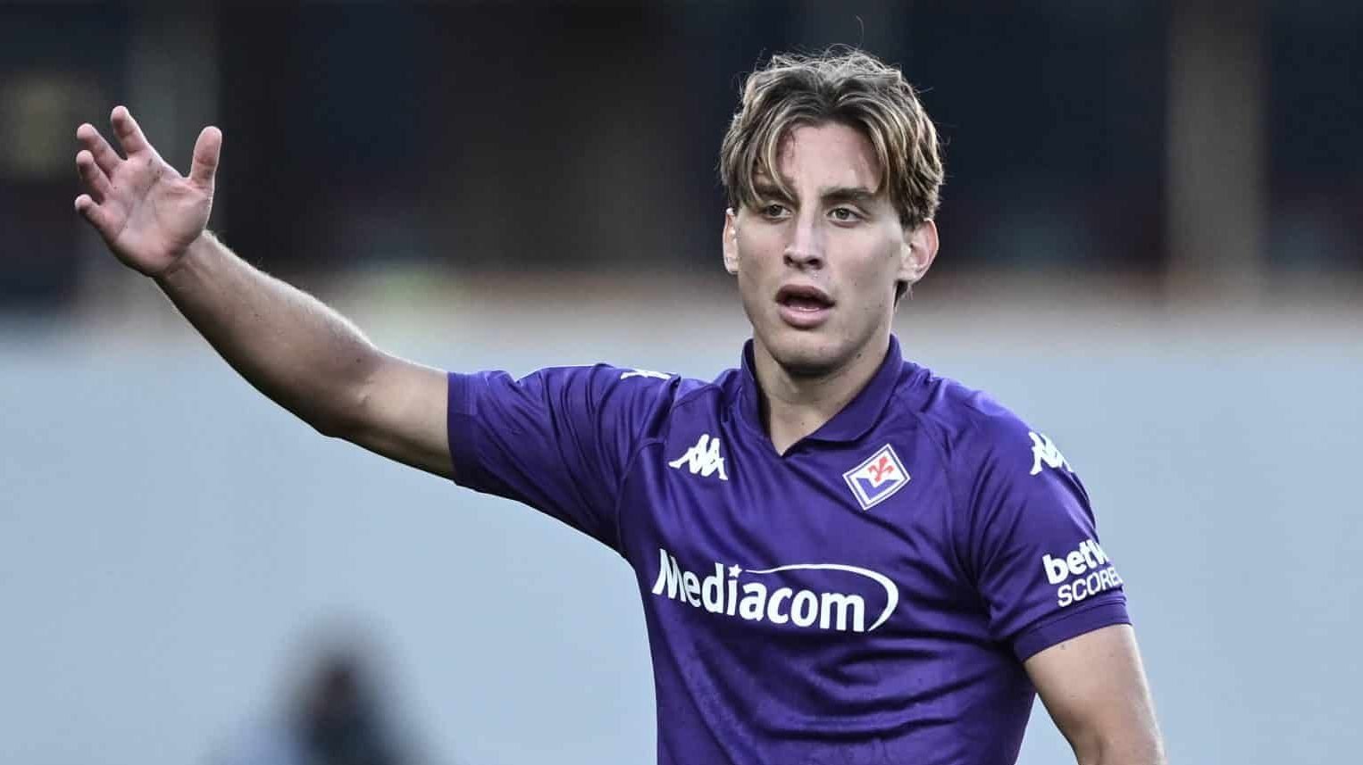 Por que jogador da Fiorentina que sofreu mal súbito pode ser proibido de jogar na Itália Por que jogador da Fiorentina que sofreu mal súbito pode ser proibido de jogar na Itália