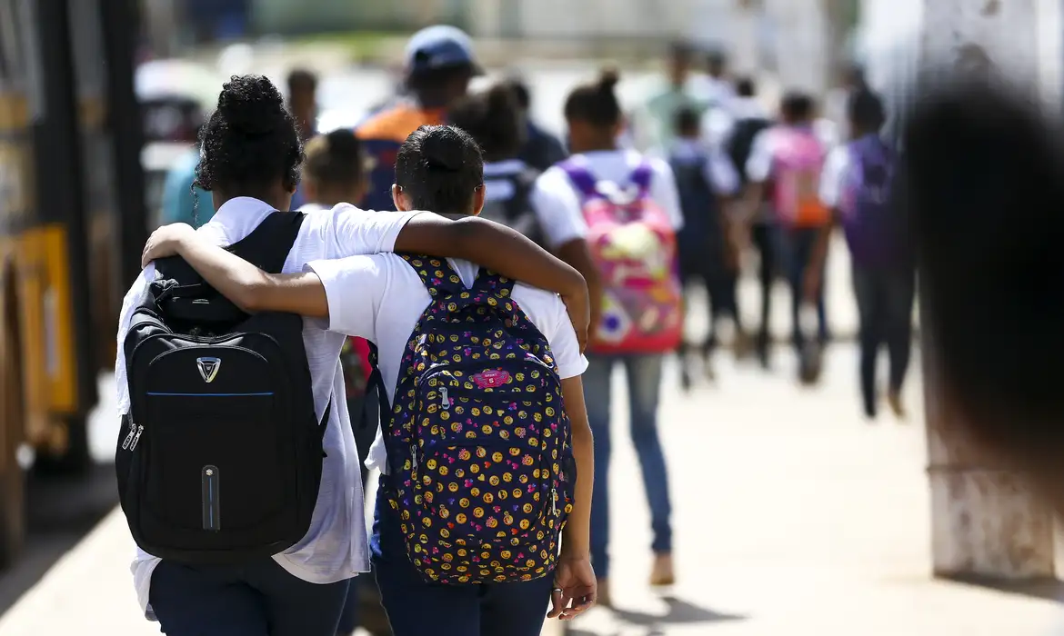 Alunos que sofrem bullying têm pior desempenho em prova internacional