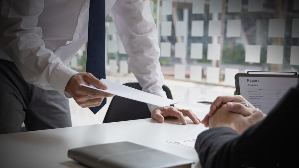 Seis principais razões para os funcionários pedirem demissão nas empresas