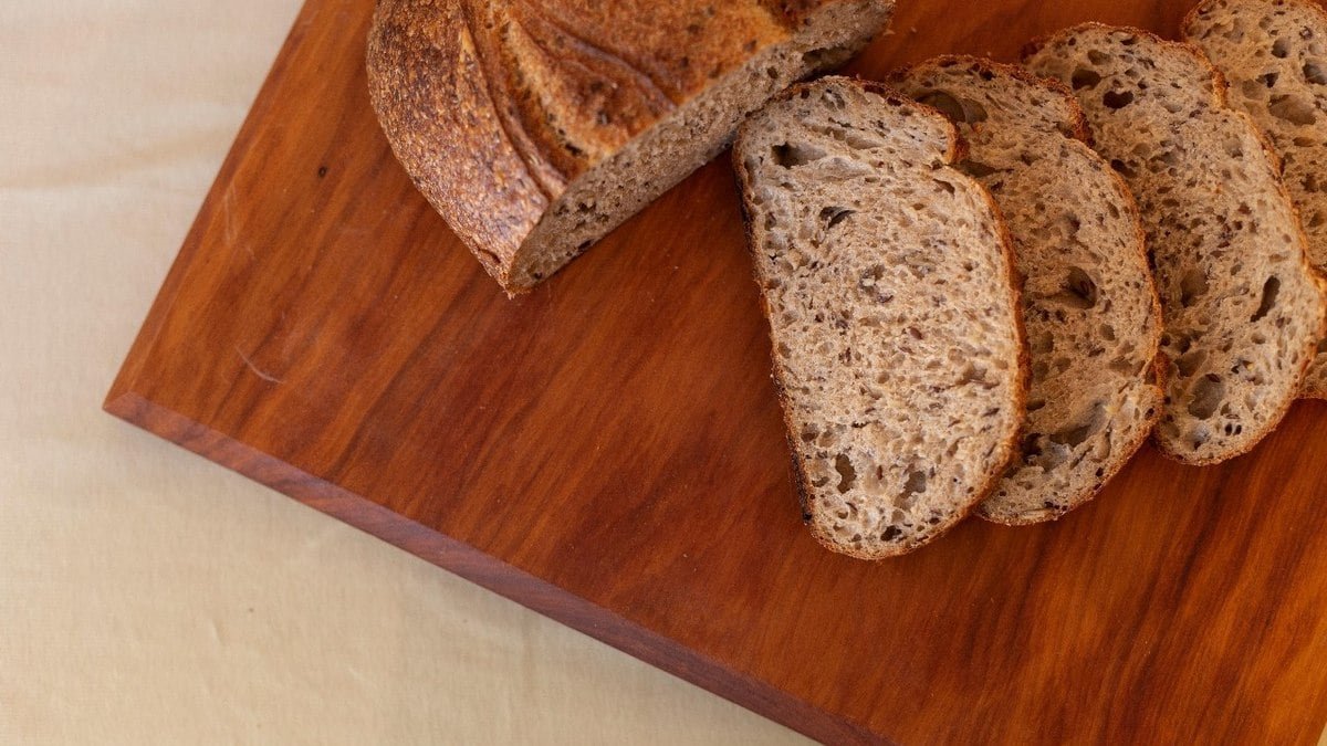 padaria artesanal com loja e café no coração de Pinheiros