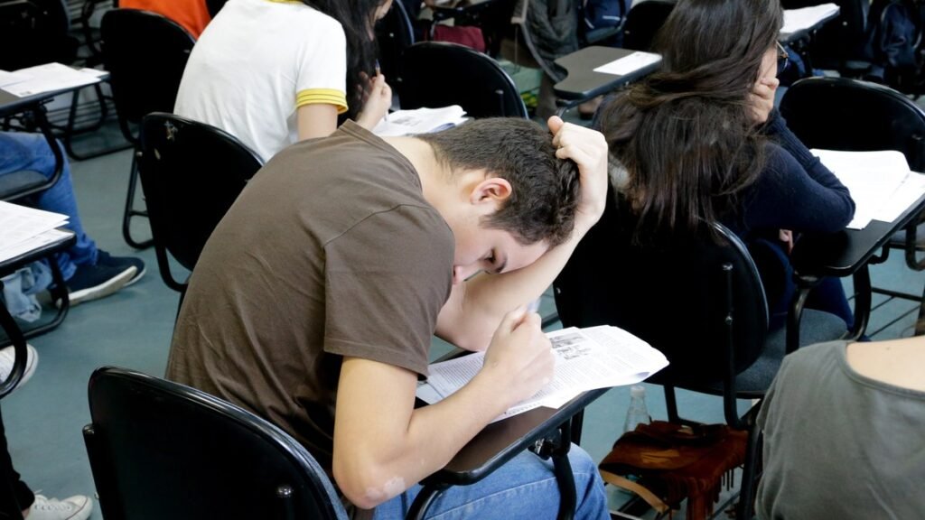 Fuvest vai adotar protocolo para crises de ansiedade após aumento de casos nesta edição