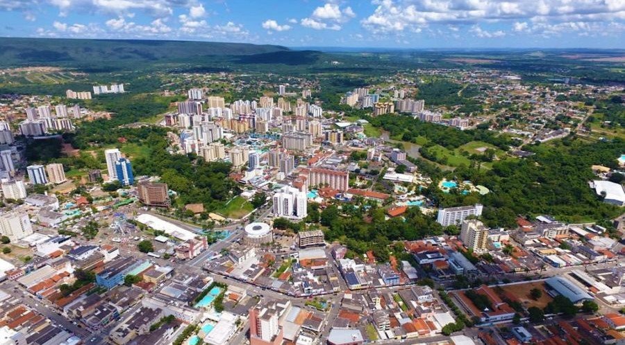 Caldas Novas cria taxa para turista