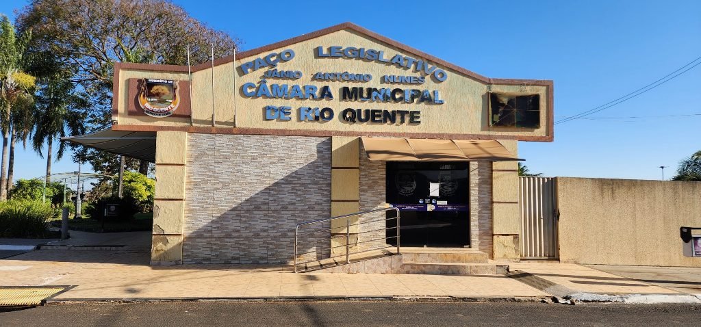 Câmara de Rio Quente faz concurso com 4 vagas e salários de mais de R$ 4 mil