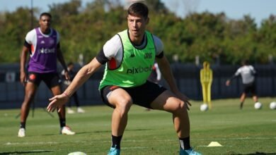 Vasco rescinde com zagueiro e volante; saiba mais