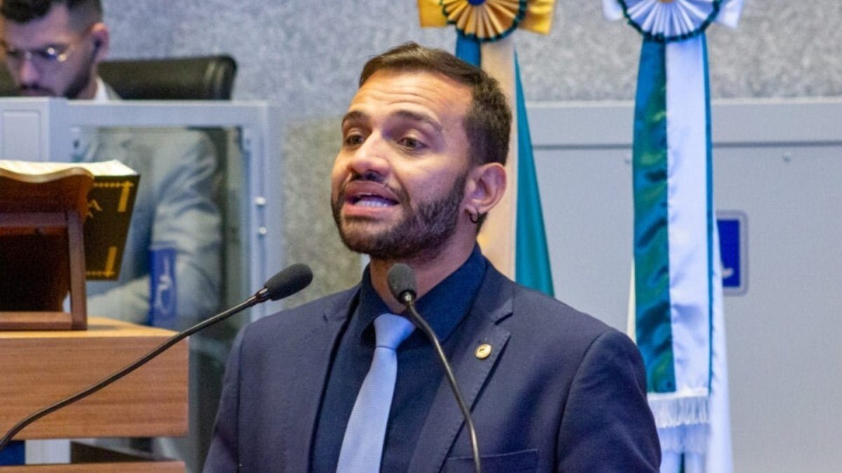 Fábio Felix propõe revogação de decreto que proíbe comércio no Eixão do Lazer