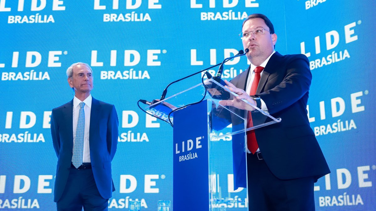 CLDF aprova título de Cidadão Honorário para o secretário de Economia