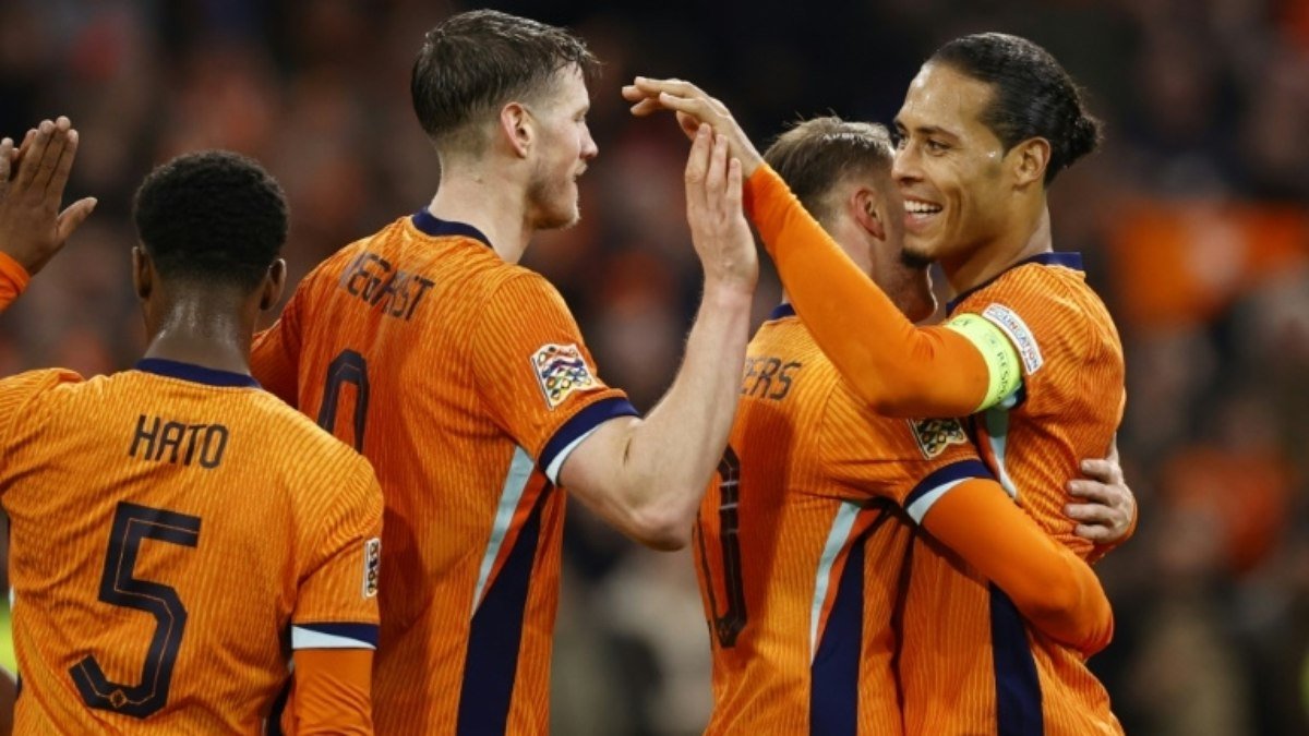Holanda goleia Hungria (4-0) e avança às quartas da Liga das Nações