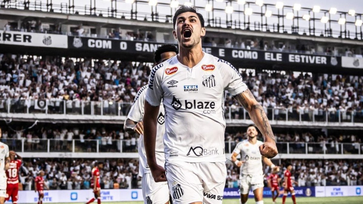 Santos vence o Vila Nova e fica perto do acesso a Série A