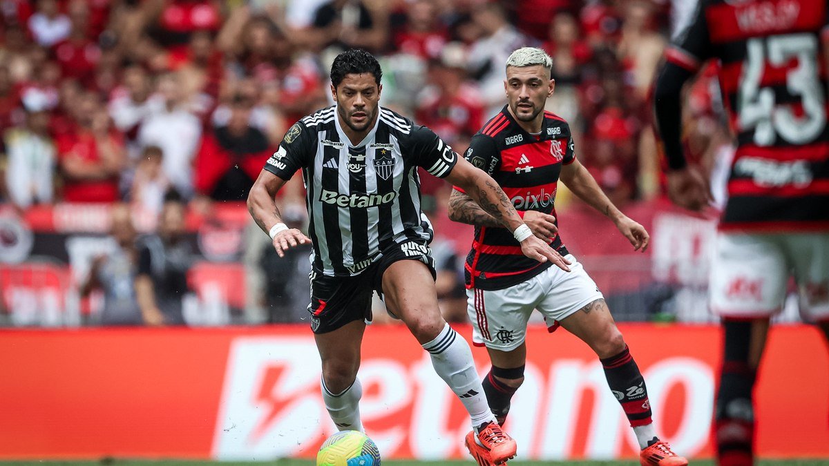 Arrascaeta revela lesão no joelho após Flamengo x Atlético-MG na Copa do Brasil