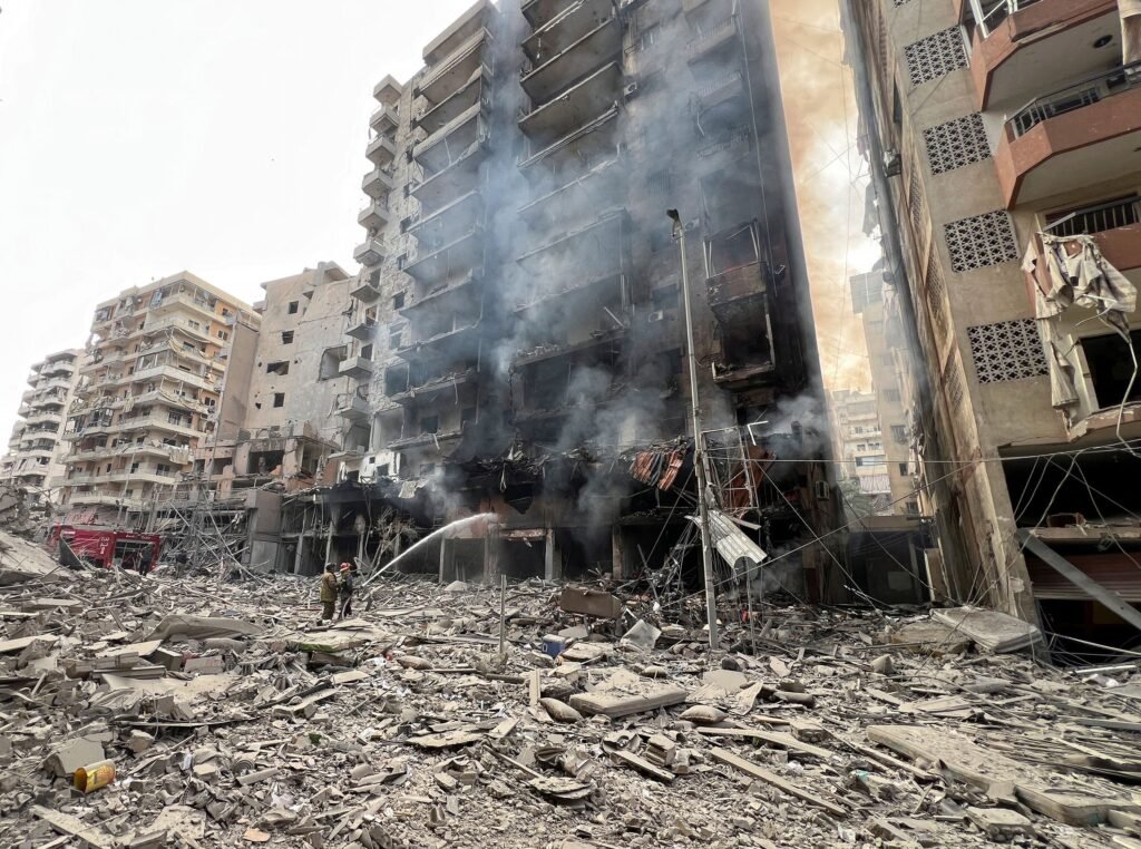 Ataque israelense atinge subúrbios do sul de Beirute